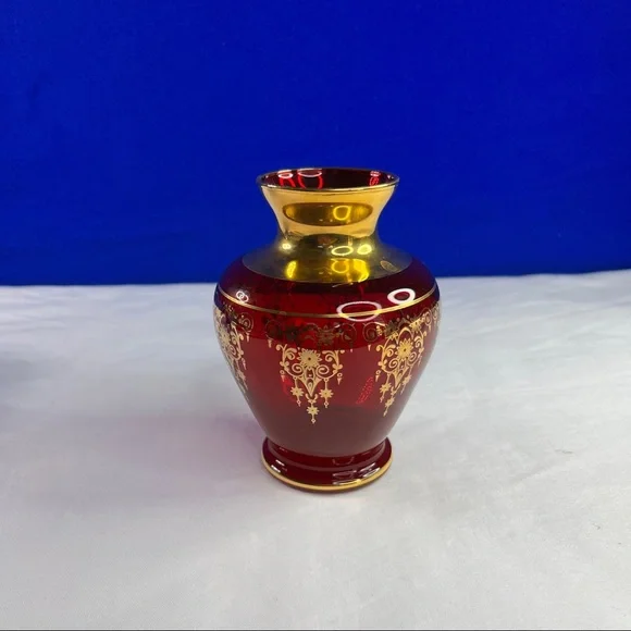 Red Vecchia Murano Art Glass Vases - 5” tall - 24k gold leaf - Picture 2 of 6